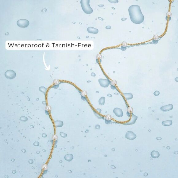 Round Pearl Station Chain Necklace in Gold - Picture 4 of 11